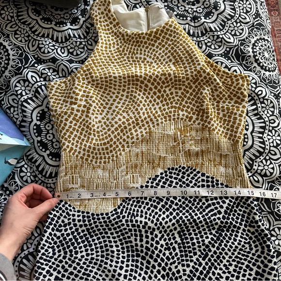 H&M Textured Bodycon Midi Dress - Picture 5 of 7